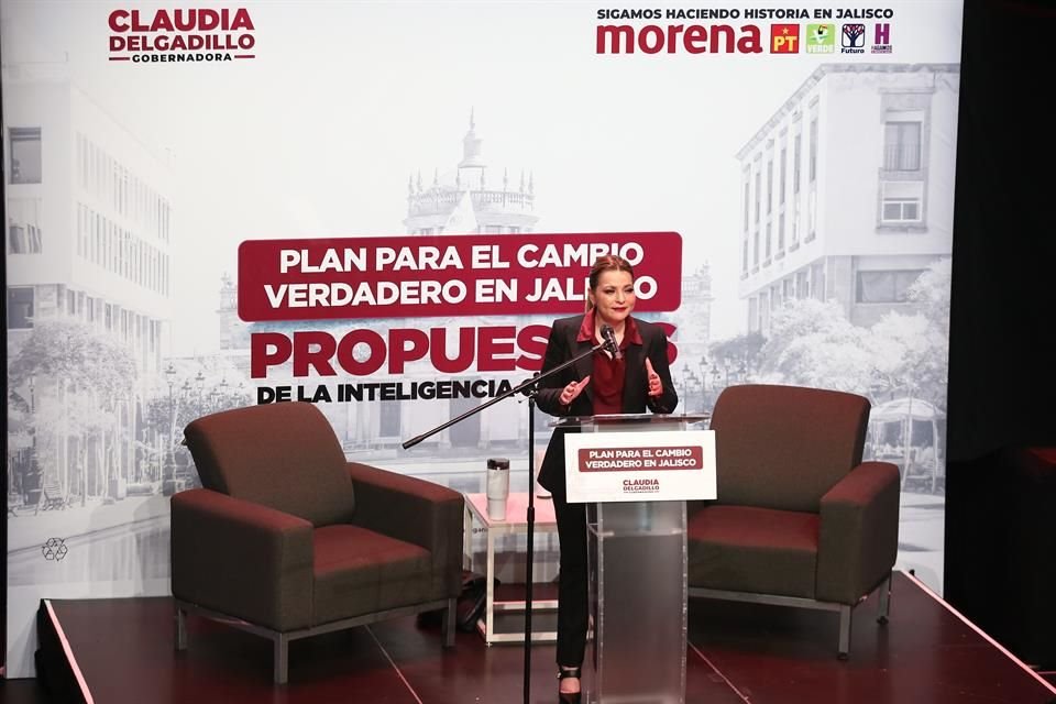 En la presentación de su 'Plan para el Cambio Verdadero', Claudia Delgadillo proyectó las líneas 5 y 6 del Tren Ligero, además de ofrecer combate a cárteles y no crear nuevos impuestos.