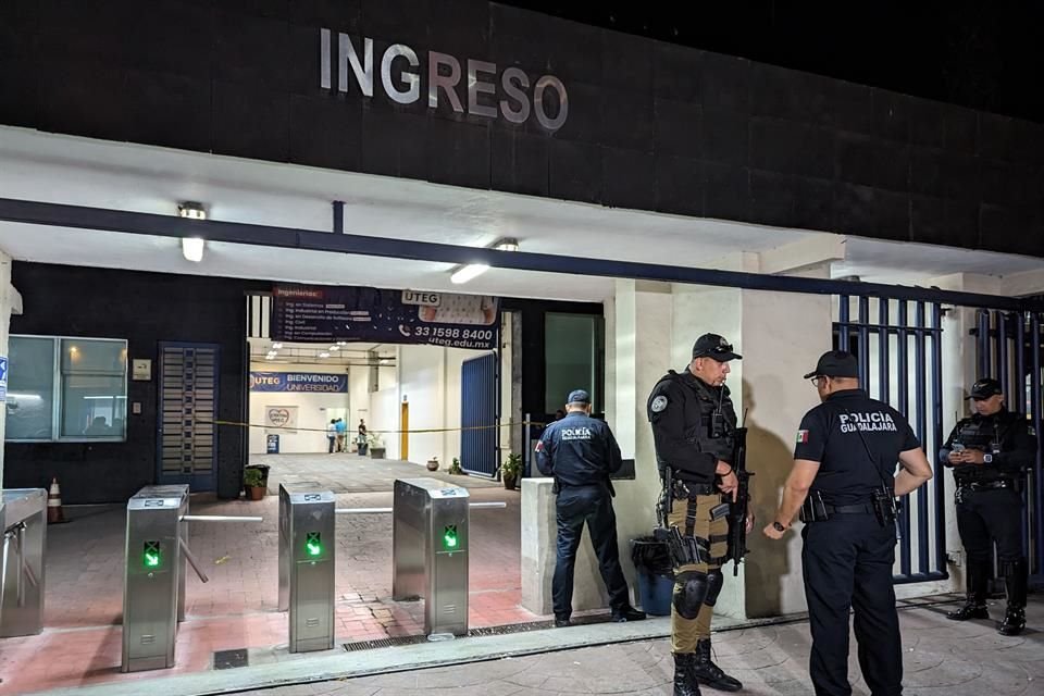 Cuando las autoridades investigaban crimen en motel, el sospechoso perpetró el ataque en la UTEG.