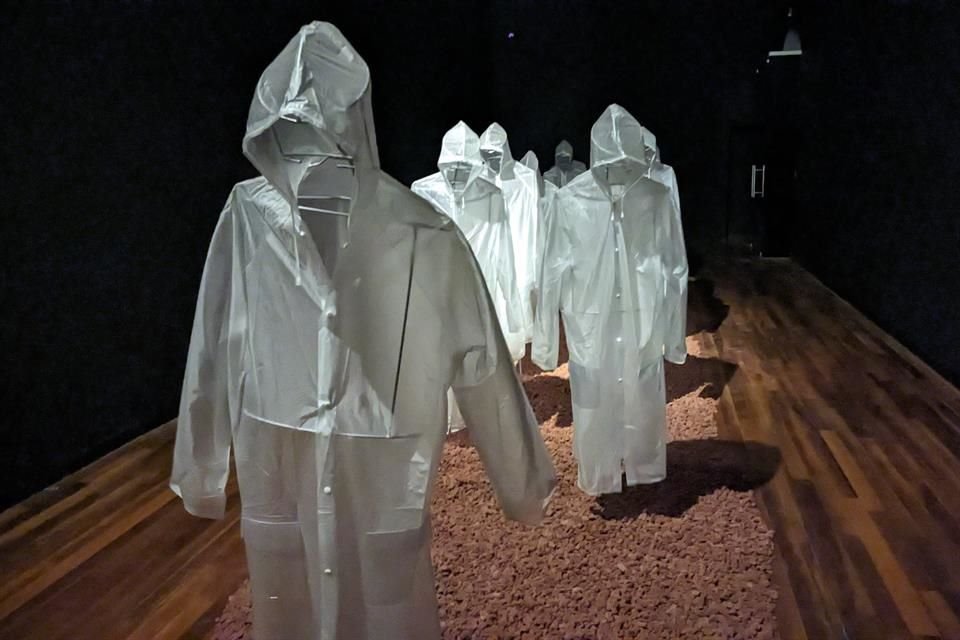 El Museo Cabañas presenta 'Helen Escobedo: Ambientes Totales', la primera exposición individual de la artista en Guadalajara.