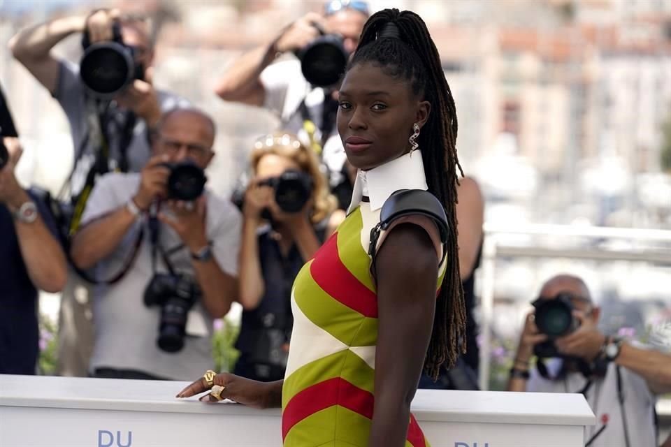 La actriz Jodie Turner-Smith fue víctima de un robo en Cannes hace unos días, luego de que sustrajeran varias joyas de su cuarto de hotel.