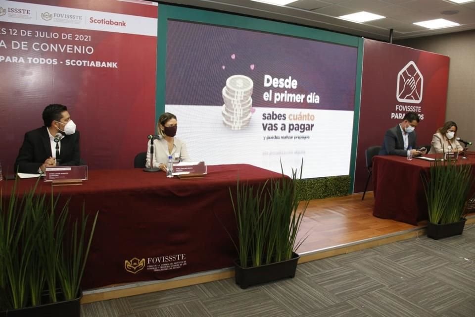 Firma del convenio Fovissste para Todos-Scotiabank.