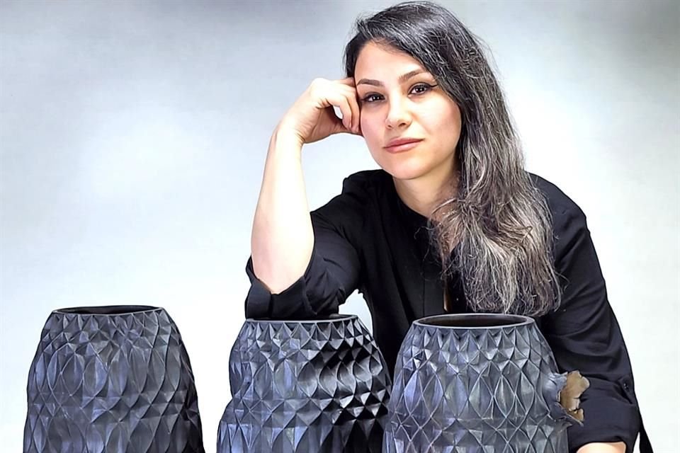 La artista encargada de abrir las actividades es Fahimeh Heydari.