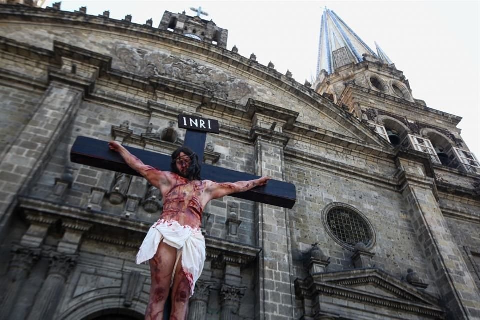 Viacrucis en Guadalajara.