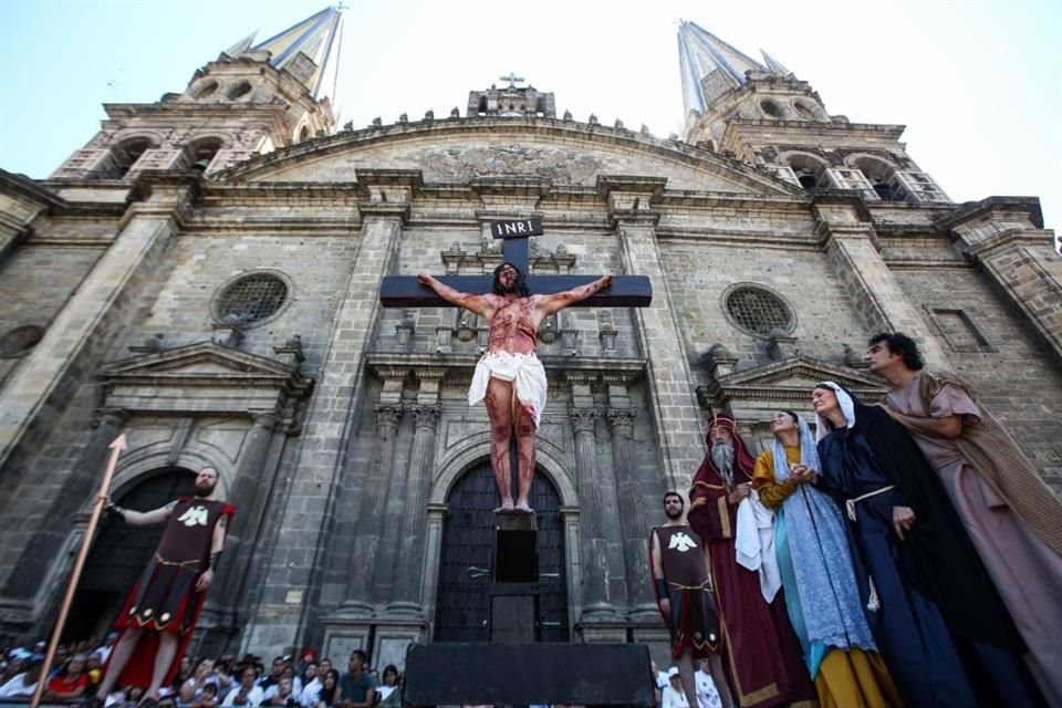 Viacrucis en Guadalajara.