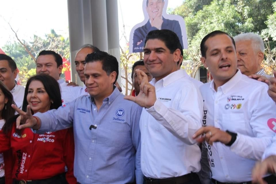 Oscar Santos arrancó su campaña por la Presidencia de Zapopan en el Centro Cultural Constitución, en la Colonia Constitución.