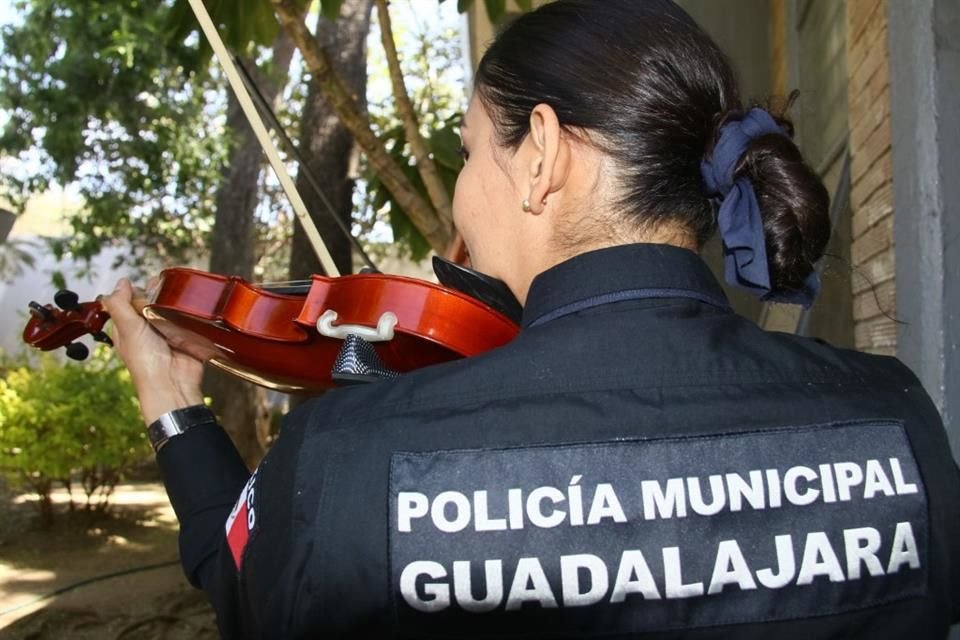 Quieren acercar a los niños y jóvenes a la música mexicana y prevenir el delito.