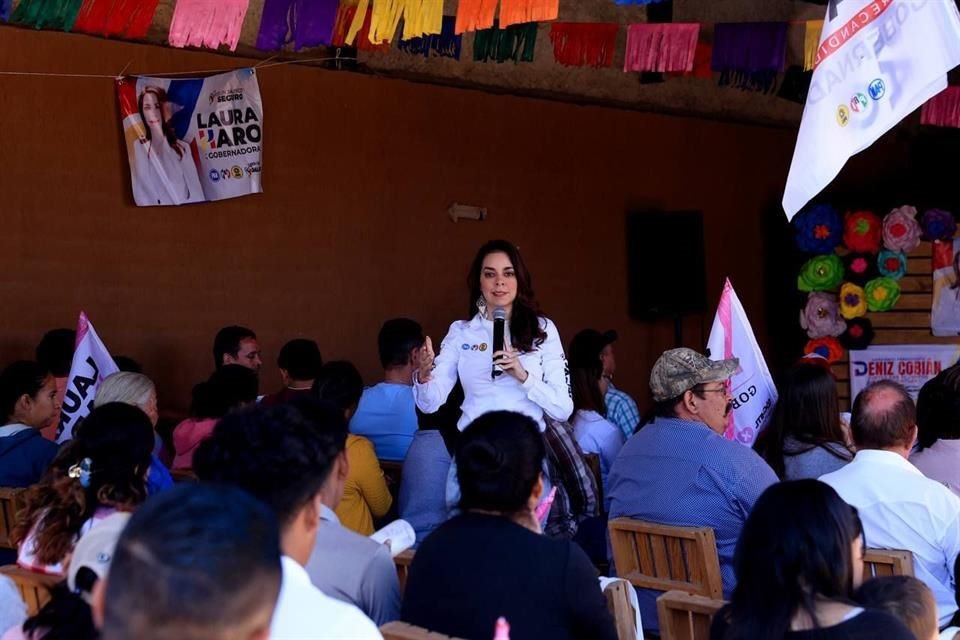 urante su recorrido por los municipios de Juchitlán y Unión de Tula, Laura Haro prometió a sus pobladores mejoras en los servicios de salud y agua potable.