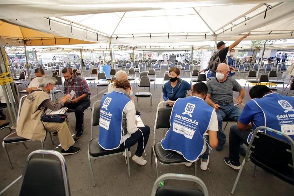 Lleva a cabo San Nicolás segunda jornada de vacunación Covid-19.