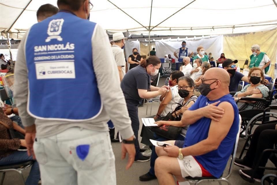 Lleva a cabo San Nicolás segunda jornada de vacunación Covid-19.