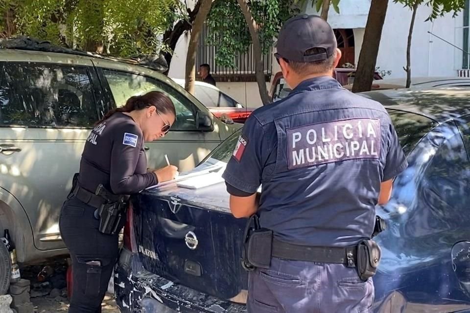 Policías de Puerto Vallarta detuvieron al presunto parricida.