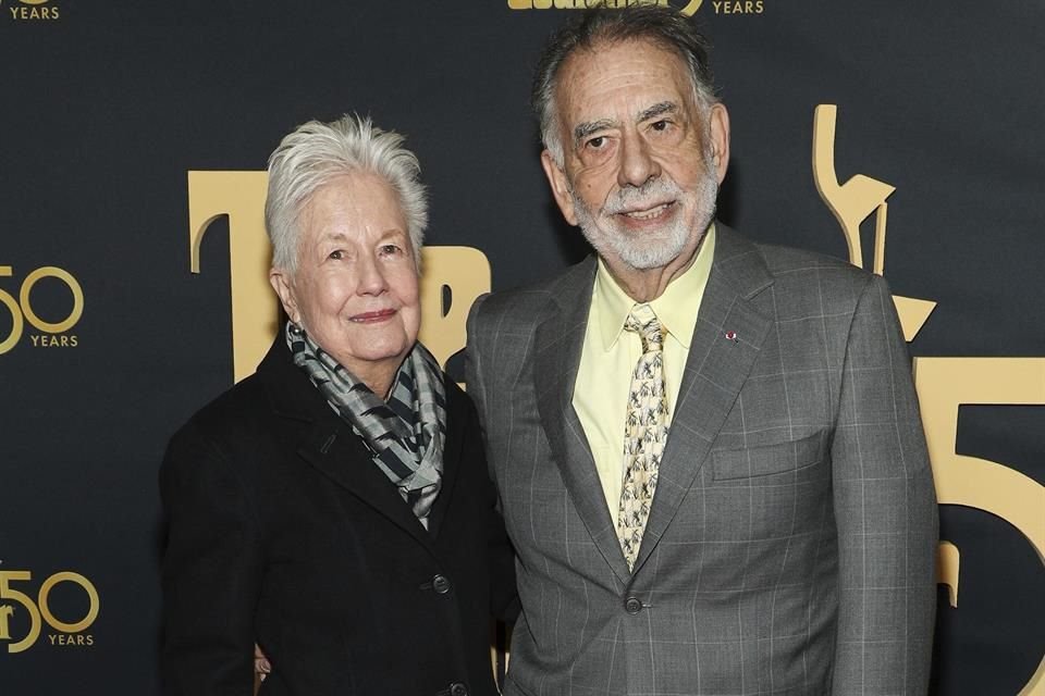 Eleanor, quien dirigió 'Corazones en Tinieblas' y esposa de Francis Ford Coppola, murió este viernes a los 87 años, en California.