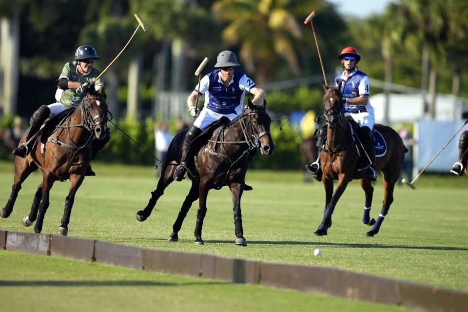 El Príncipe es asiduo practicante de ese deporte.