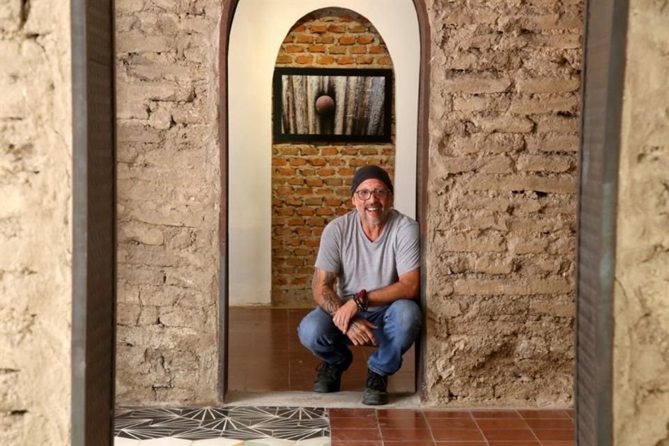 Carlos Hidalgo hace énfasis en las historias que cuentan lo diminuto.