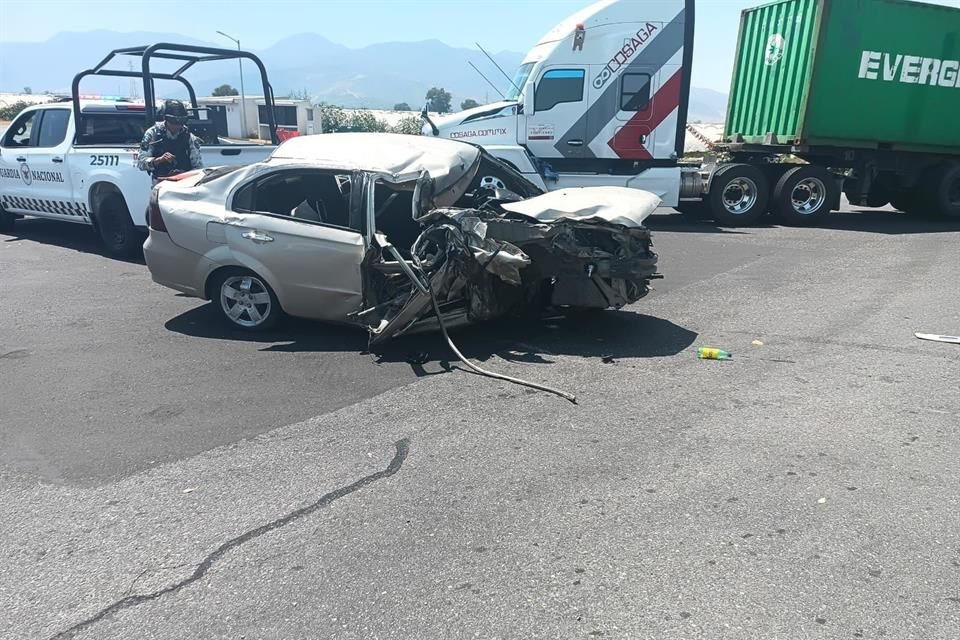 Otro choque ocurrió en Ciudad Guzmán.