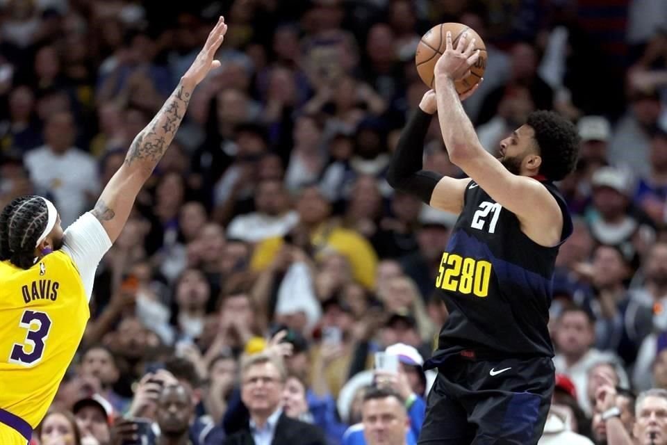 Jamal Murray fue el héroe con este tiro que aseguró la remontada de Denver.