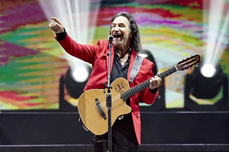 La presentación de Marco Antonio Solís, llega poco después de su gira de reencuentro con 'Los Bukis'.