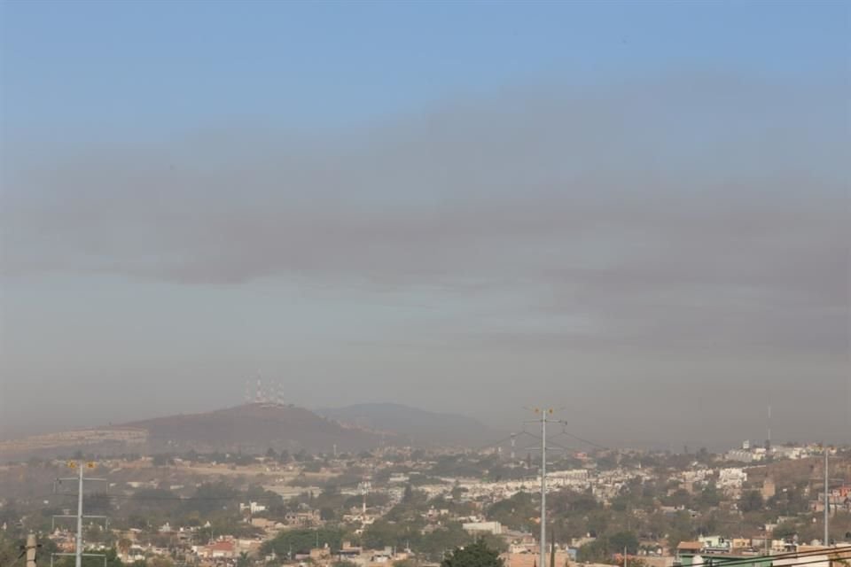 A las 15:00 horas la contaminación del ambiente en la ZMG aumentó de tal manera que se activó doble precontingencia atmosférica.