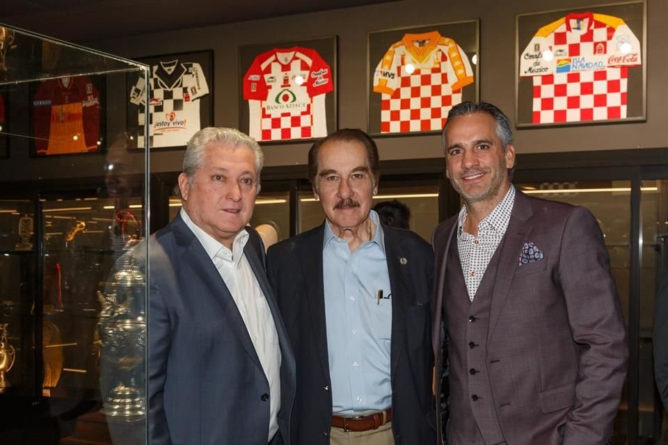 Con la inauguración del Museo Tecos, se recordó cómo hace 30 años el equipo de la UAG consiguió su primer título de la Liga.
