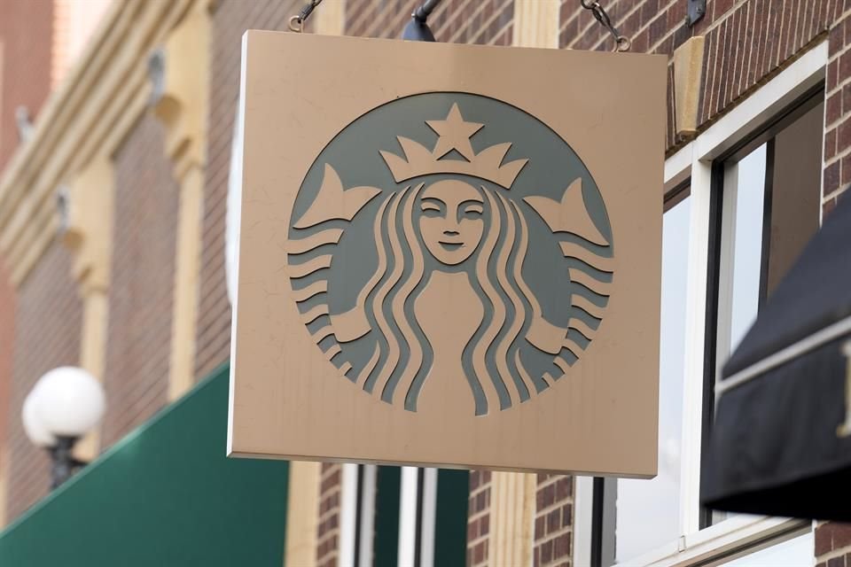 Las acciones de Starbucks llegaron a caer hasta 14 por ciento en NY a primeras horas del miércoles.