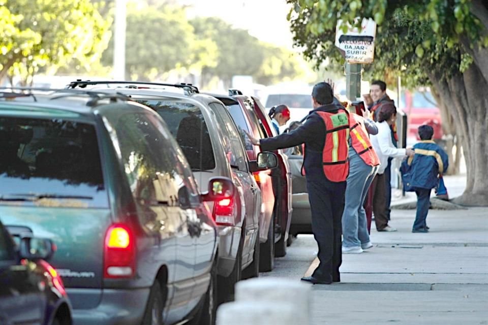 El Plan de Movilidad Escolar exige a los planteles educativos a implementar la llamada patrulla escolar así como transporte colectivo.