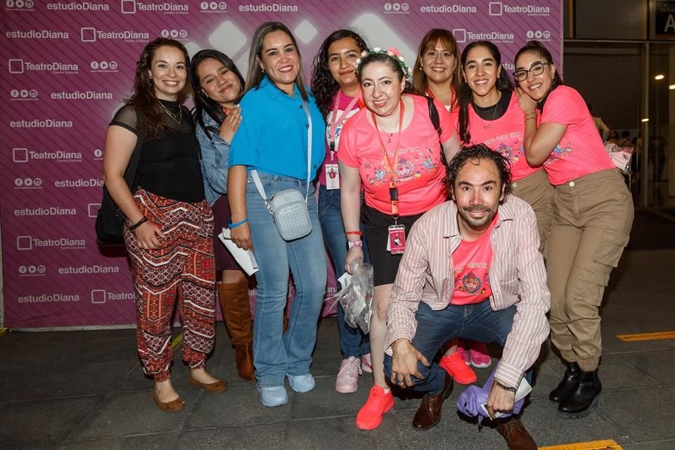 Fans de David Bisbal aguardaron 8 años para ver a su ídolo en la Perla Tapatía.