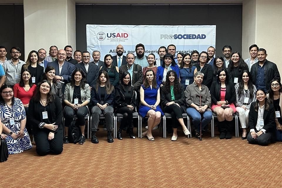 Representantes de 95 instituciones privadas, públicas, académicas y de la sociedad civil de Jalisco formalizaron la Alianza por la Integridad Empresarial (Coliga).