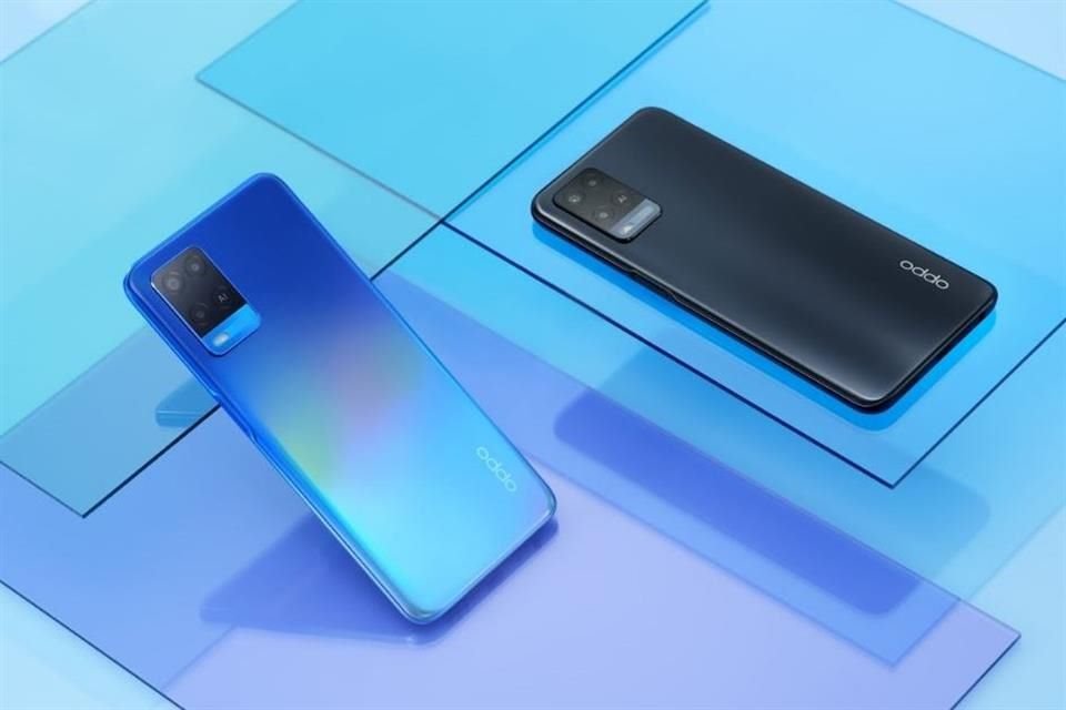 El smartphone Oppo A54 ostenta una batería de 5 mil mAh y estará disponible en colores azul y negro.