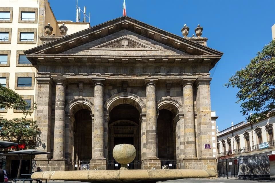 Durante el periodo de cierre al público el último año, se hicieron trabajos de remodelación en el edificio que data de 1792 y fue la primera sede de la Universidad de Guadalajara.