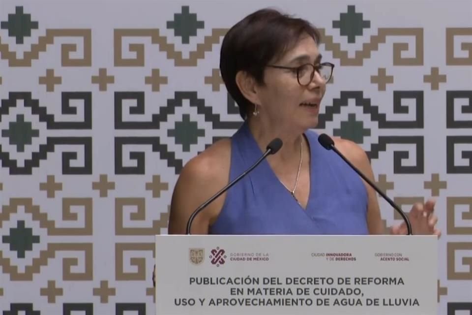 'Ha iniciado ya la instalación del sistema de cosecha de lluvia y muy pronto vamos a poder estar utilizando el agua que se colecte acá', afirmó la funcionaria.