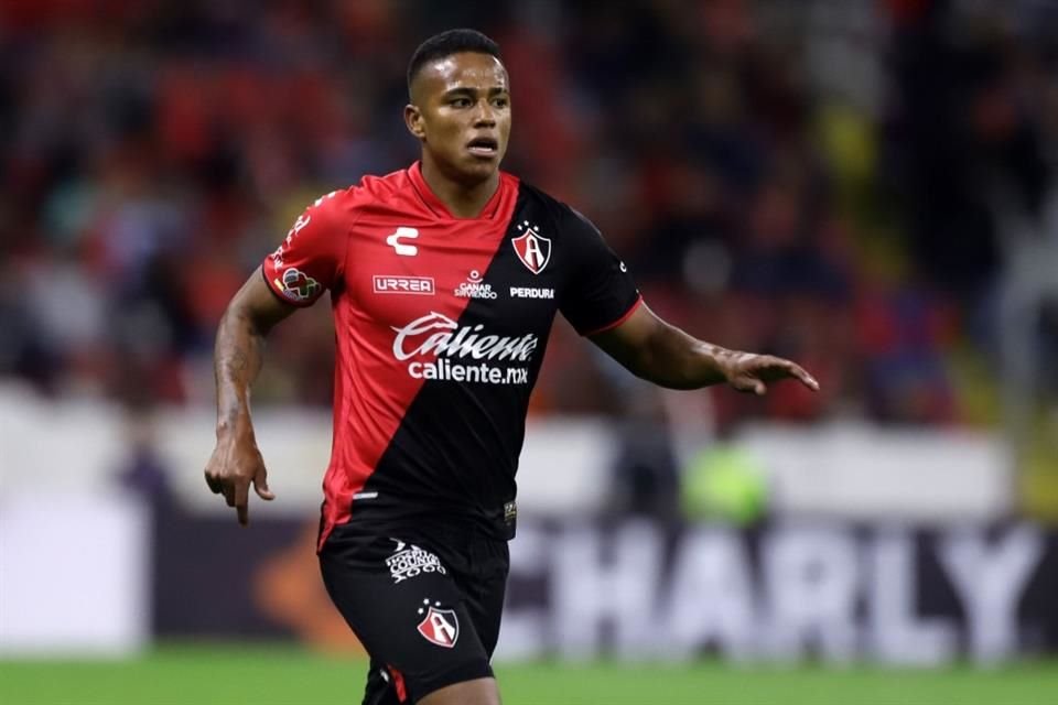 Juan Zapata ya no es más jugador del Atlas, pues la directiva no ejerció la opción a compra del mediocampista colombiano.