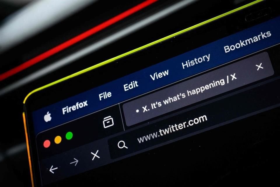 Musk anunció cambio en URL de X.