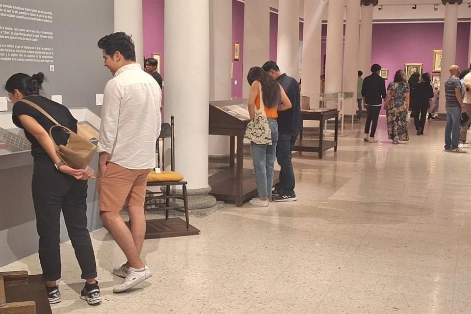 El arte, para algunos, es una fuente de inspiración y romanticismo.