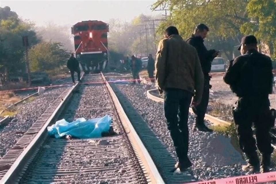 Cuando realizaba una sesión de fotos, una modelo de origen venezolano fue arrollada por el tren y falleció en Zacoalco de Torres.