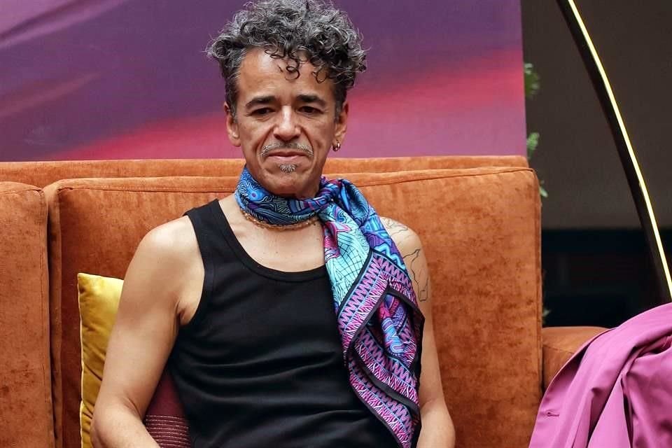 Rubén Albarrán, integrante de Café Tacvba, aseguró que no importa si México tiene próxima presidenta, pues el sistema es el que no funciona.