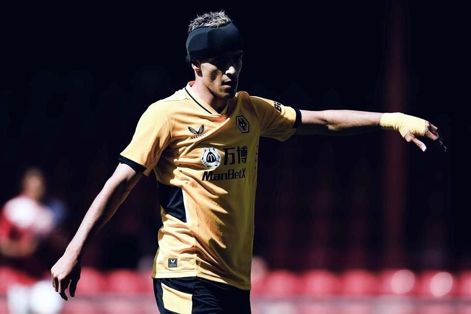 Jiménez disputó un amistoso con el Wolverhampton.