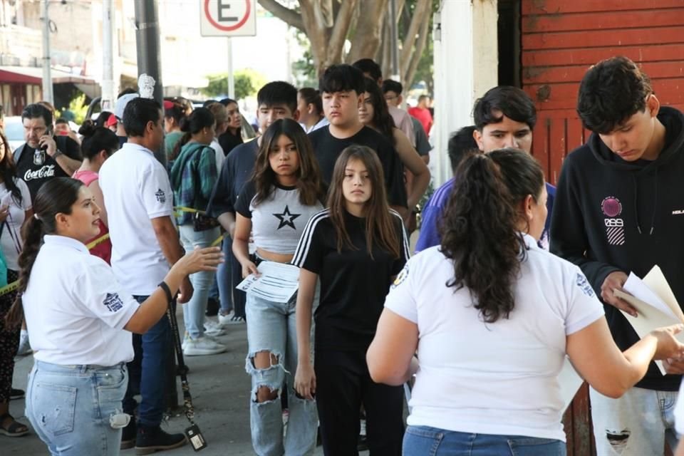 Este sábado se llevó a cabo la prueba de ingreso a 36 mil 50 aspirantes.