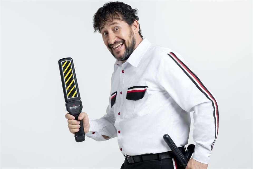 Lenny Zundel forma parte del elenco.