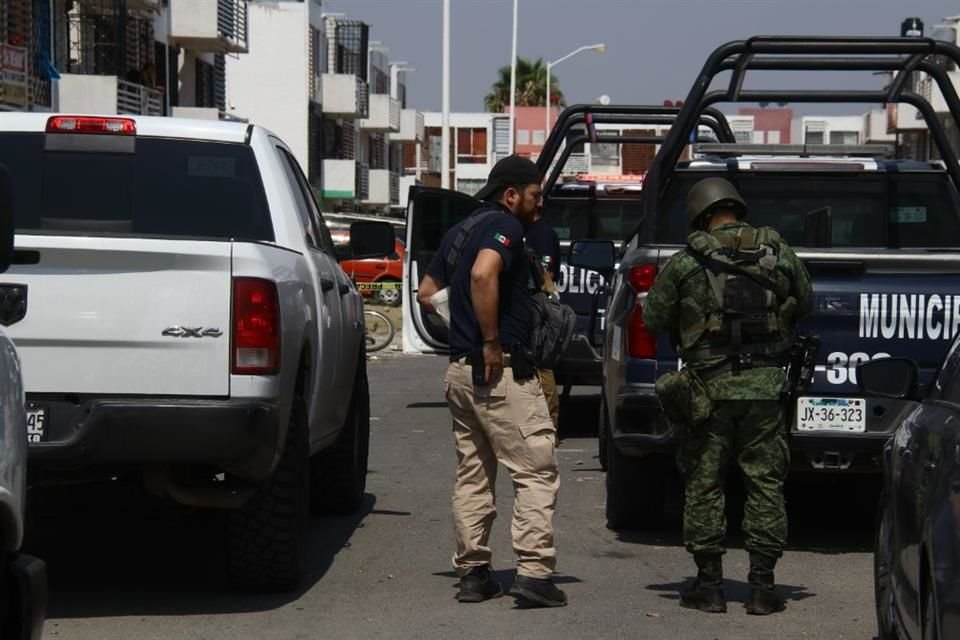 Ejecutan a un joven de 15 años en una agresión directa, iba en una bicicleta ya que era repartidor de tacos en la zona.