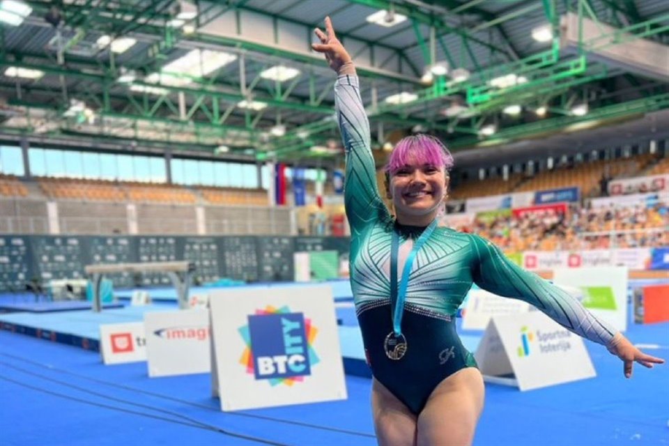 Alexa Moreno ganó el primer lugar en prueba de salto de la Copa del Mundo de Gimnasia Artística.