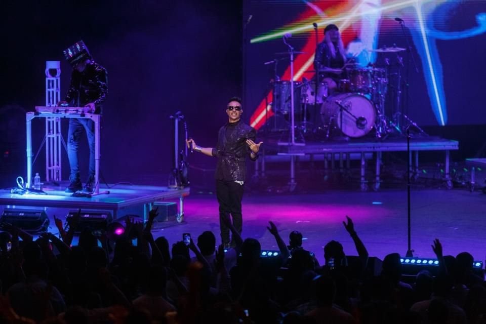 Alrededor de 5 mil seguidores asistieron al concierto.