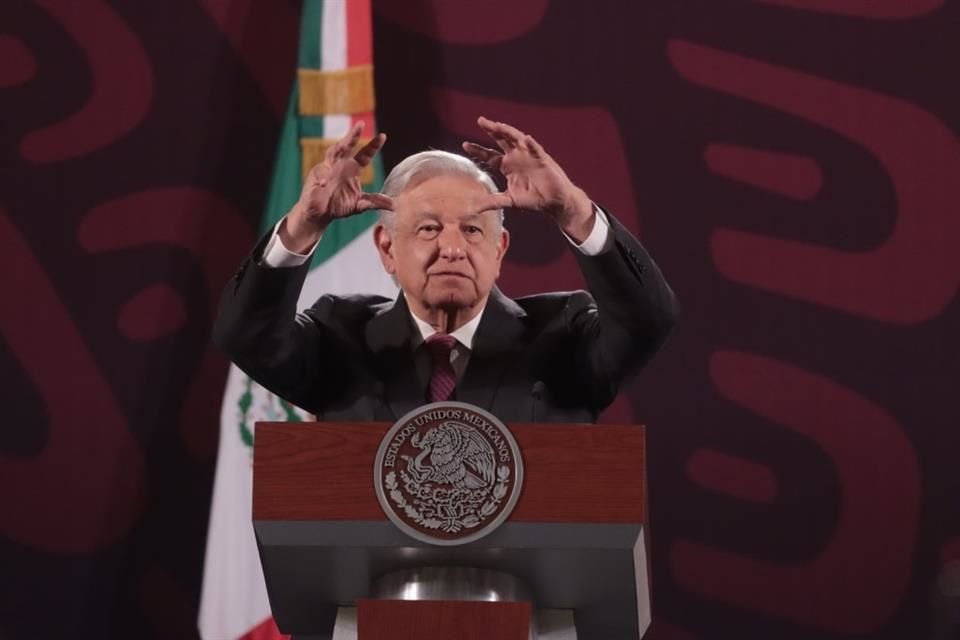 AMLO insistió en que debe reformarse el PJ.