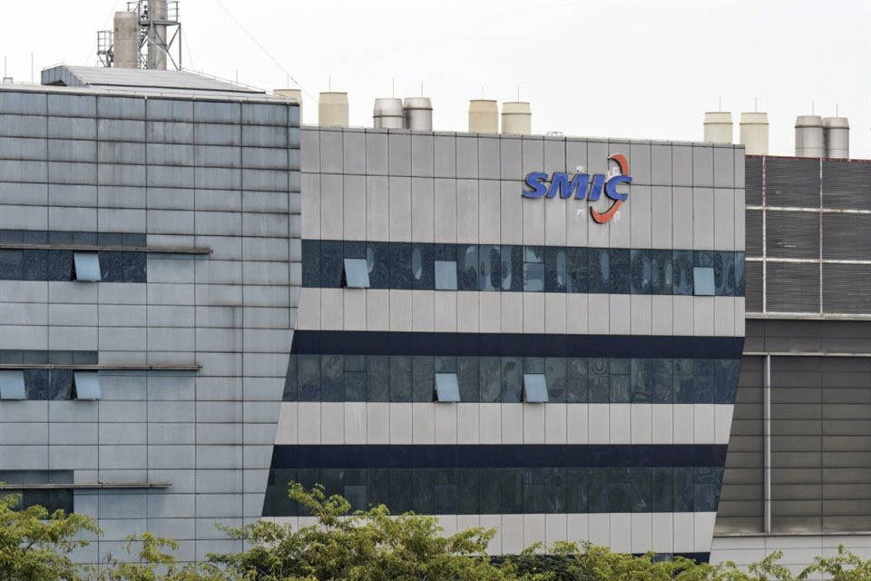 SMIC incorporó en sus nuevas instalaciones de Shanghai equipo de producción de semiconductores desarrollado localmente.