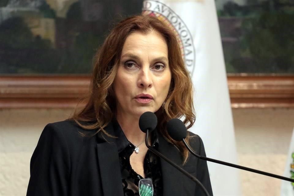 Ante reportes de que Beatriz Gutiérrez Müller inició el trámite para obtener ciudadanía española, Sheinbaum dijo que estaría en su derecho.