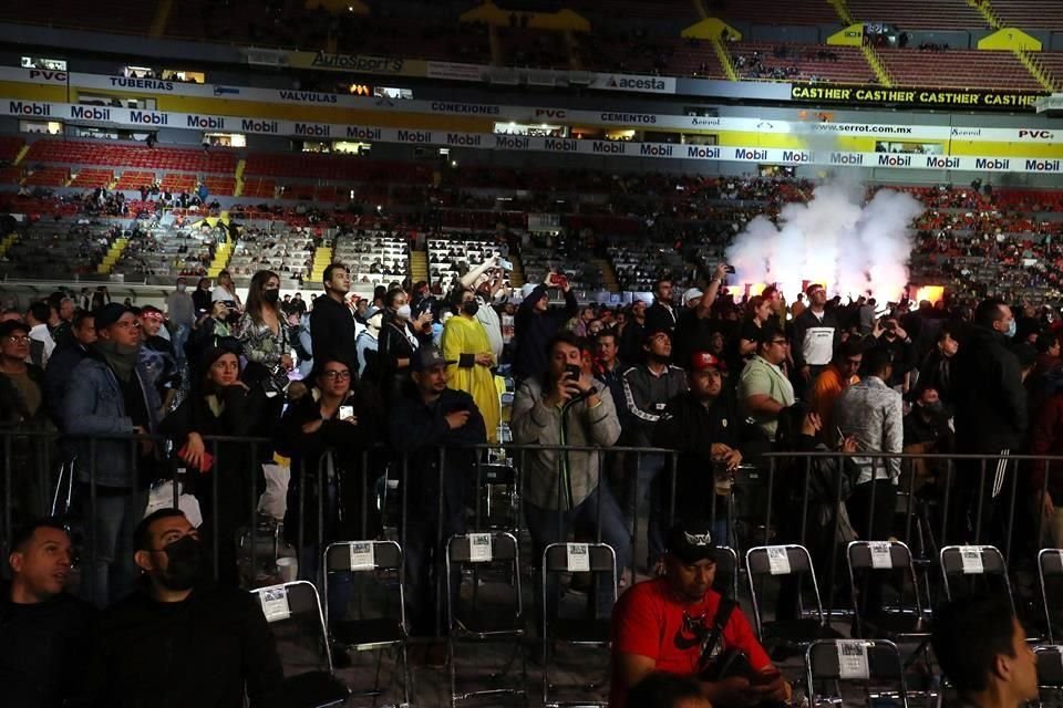 El alza en casos activos coincide con la pelea de Julio César Chávez, en el Estadio Jalisco, donde no se respetaron las medidas sanitarias.