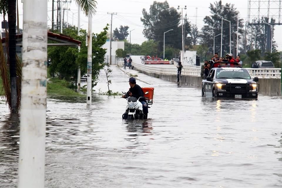 Un total de 39 áreas críticas por riesgo de inundación figuran como las más proclives a inundarse en el Municipio de Tlajomulco.