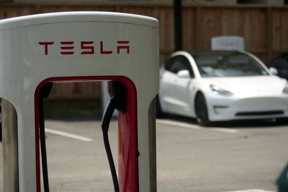 Las acciones de Tesla subían más de 7 por ciento tras darse a conocer los resultados de la votación.