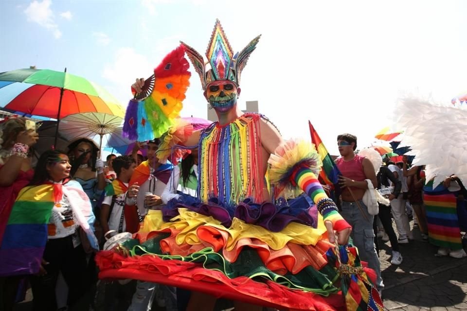 Algunos lo hicieron con drag y representaciones alusivas a la diversidad sexual.