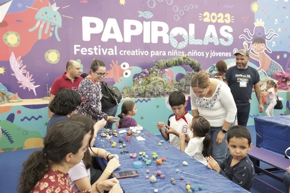 Zapopan no cambiará de postura tras retirar el patrocinio al festival Papirolas de la UdeG; recomendaron donde buscar financiamiento.