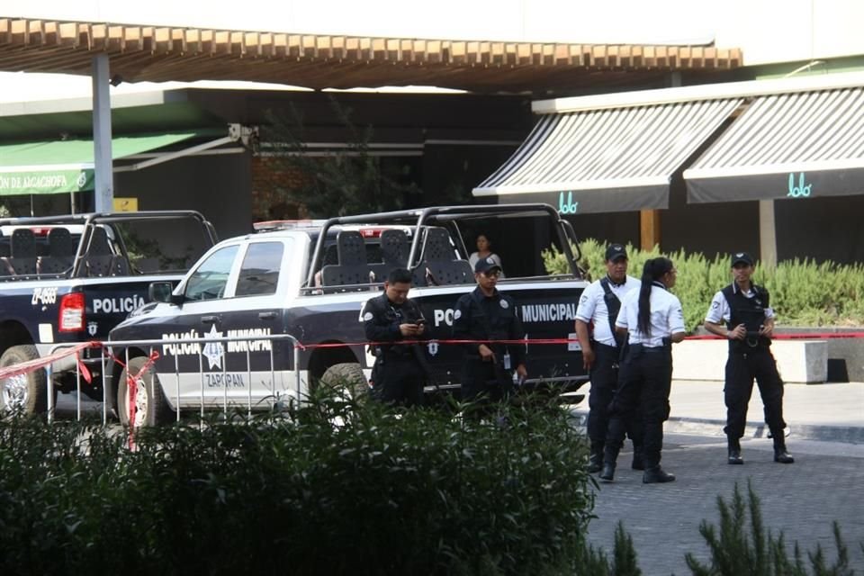 El 6 de junio por la tarde, el pánico se apoderó de quienes paseaban y laboran en Plaza Andares.