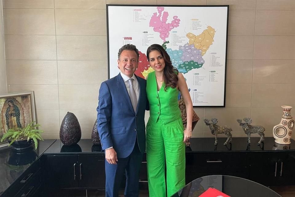 Pablo Lemus, Gobernador electo de Jalisco, se reunió con Laura Haro, ex candidata de la coalición Fuerza y Corazón por Jalisco.